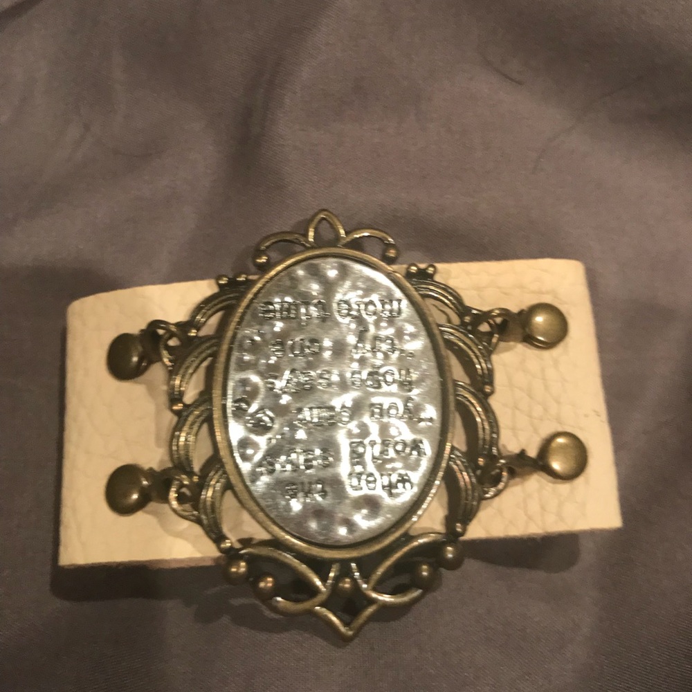 Leather bracelet
